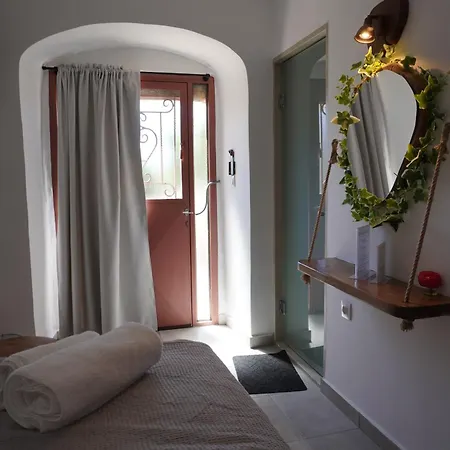 Elia Luxury 4*