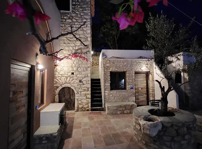 Πανσιόν Elia Luxury