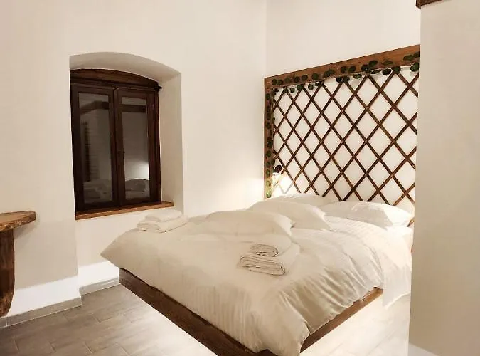 Πανσιόν Elia Luxury