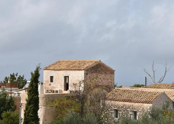 Elia Luxury アレオポリ